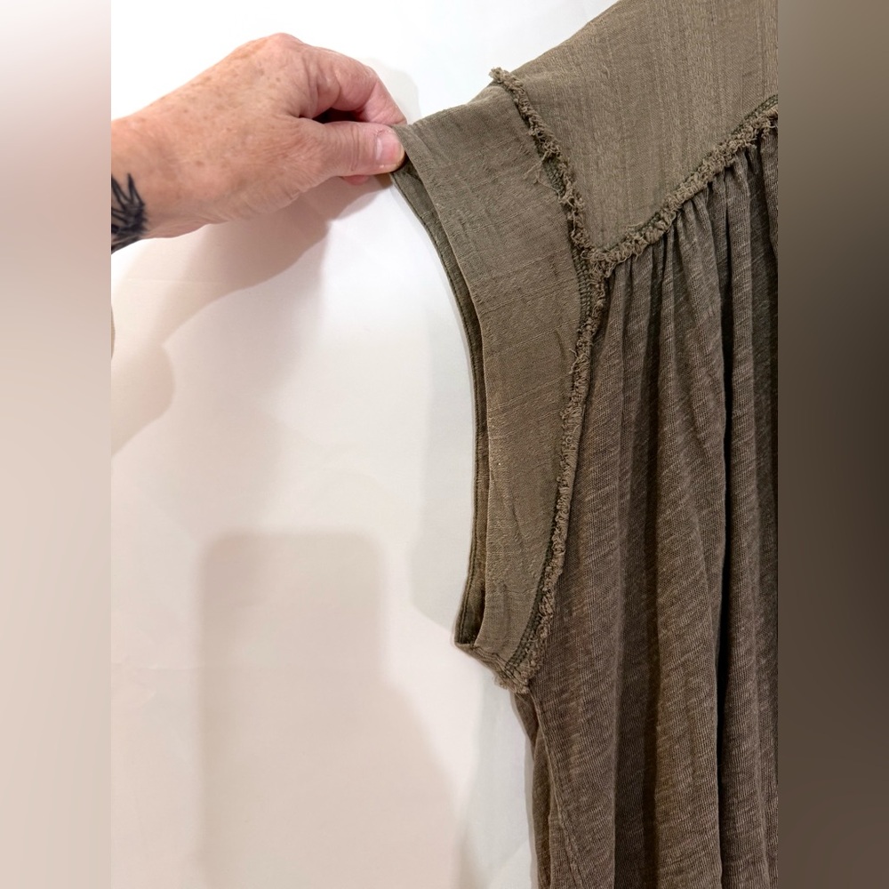 Free People Aster Henley Oversized 1/2 Button Up Jersey T-Shirt With Raw Edges - Picture 8 of 16